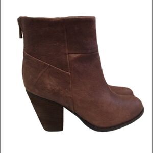 Arturo Chiang leather boots HOST PICK 🎉‎